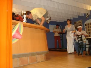 2010_Larguez-les-amarres38