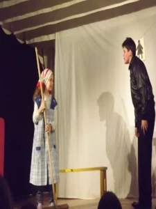 2012_Saynetes-dans-la-Gare-21