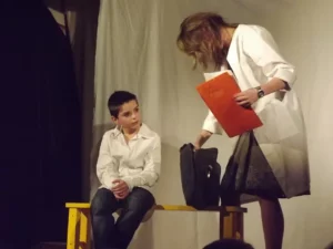 2012_Saynetes-dans-la-Gare-23