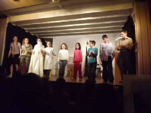 2012_Saynetes-dans-la-Gare-3