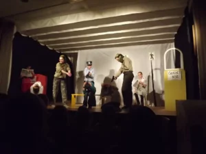 2012_Saynetes-dans-la-Gare-9